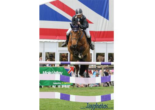 Super jumper by Calvaro Z, out of the international mare Marleen ridden by Geoff Luckett